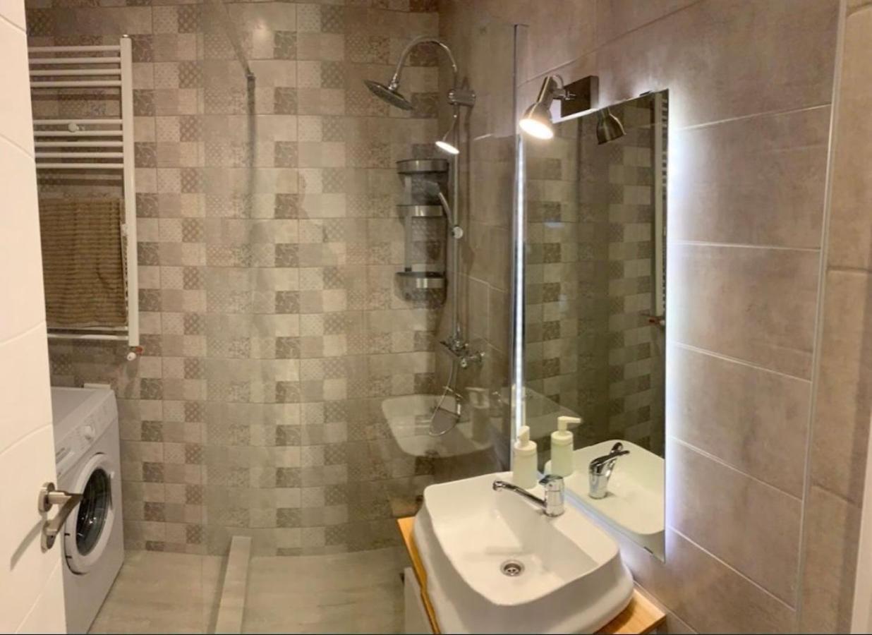 Retreat Luxury Apartment Near Presidential Palace Bükreş Dış mekan fotoğraf